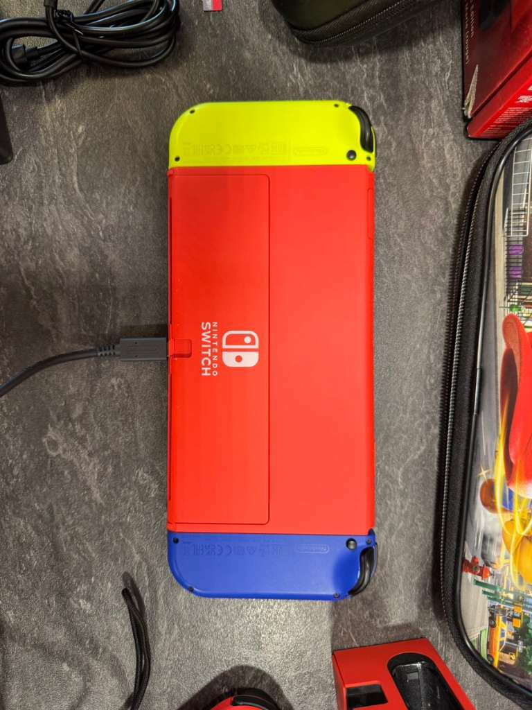 Nintendo Switch OLED – Édition Super Mario (Rouge) – Image 5
