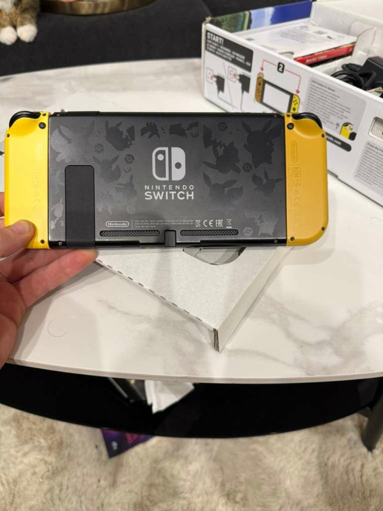 Nintendo Switch - Édition Pokémon Pikachu – Image 6